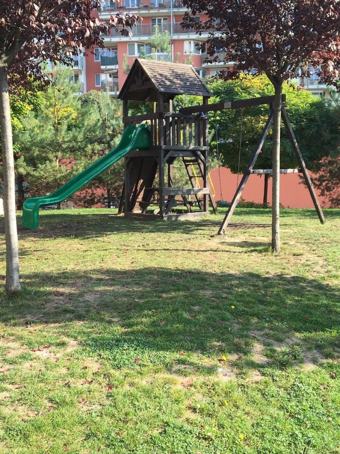 Brand New Apartment. Parking Spot Included! Apartmán Bratislava
